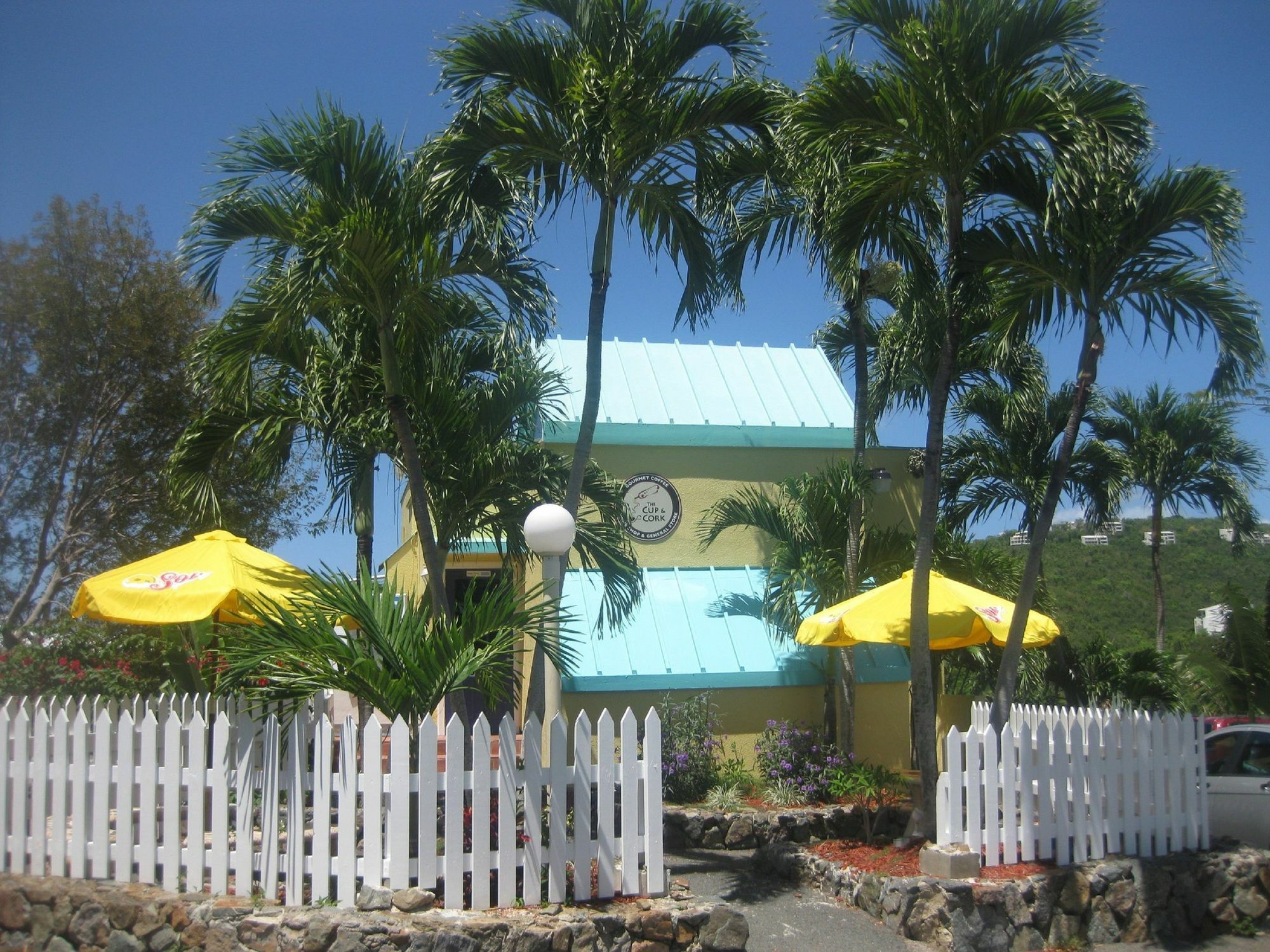 Flamboyan On The Bay Resort & Villas Canaan Eksteriør billede